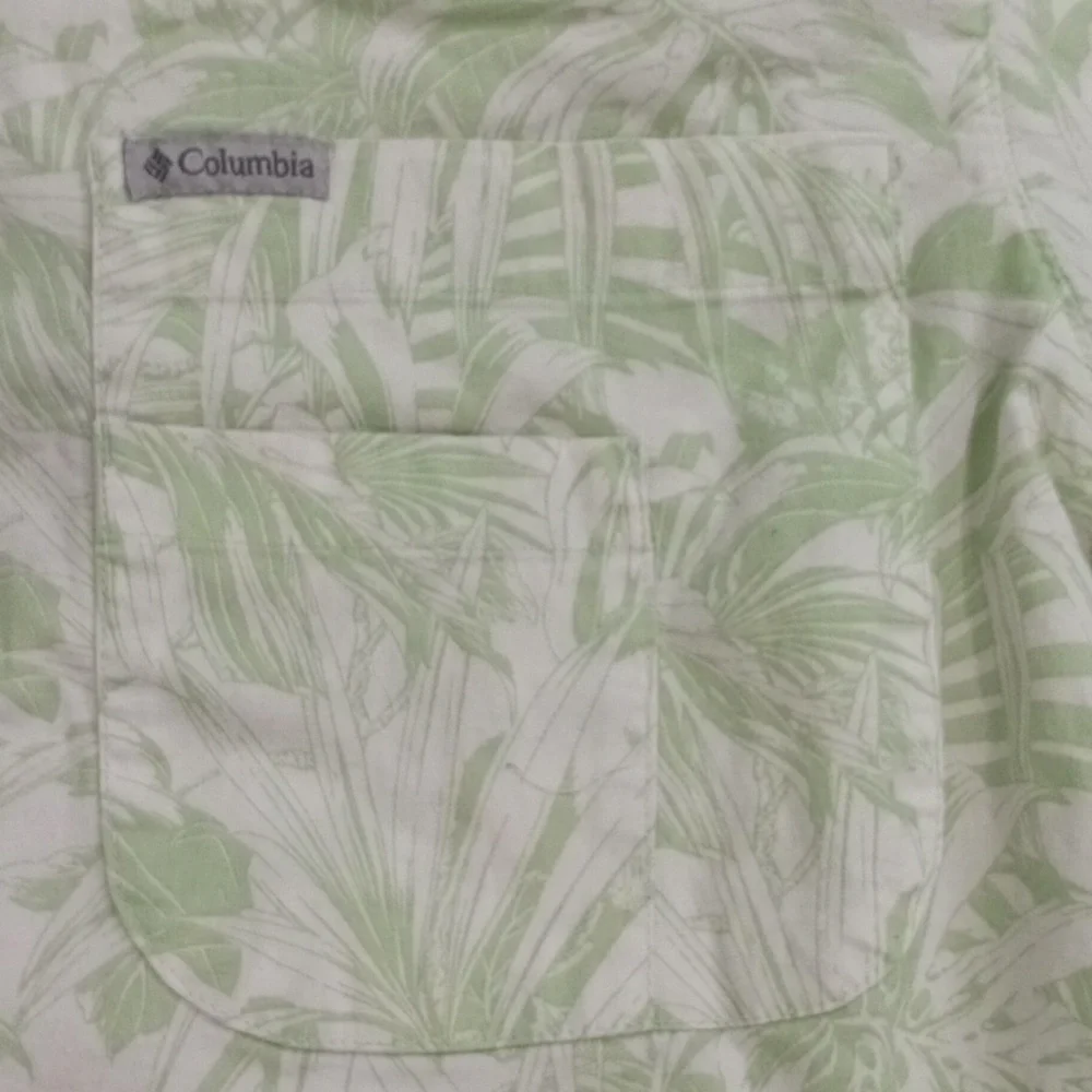 Columbia Men’s Short Sleeve Hawaiian Shirt – Tropical Print - Picture 5 of 8